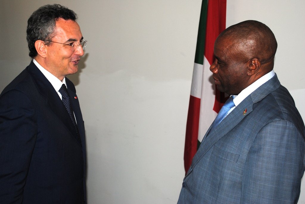 Comunità di Sant'Egidio: visita in Burundi del presidente della Comunità Marco Impagliazzo, firma degli accordi di sede col ministro degli esteri burundese