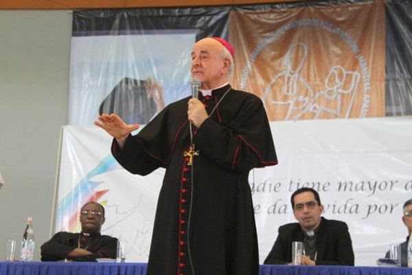 mons. Vincenzo Paglia a El Salvador