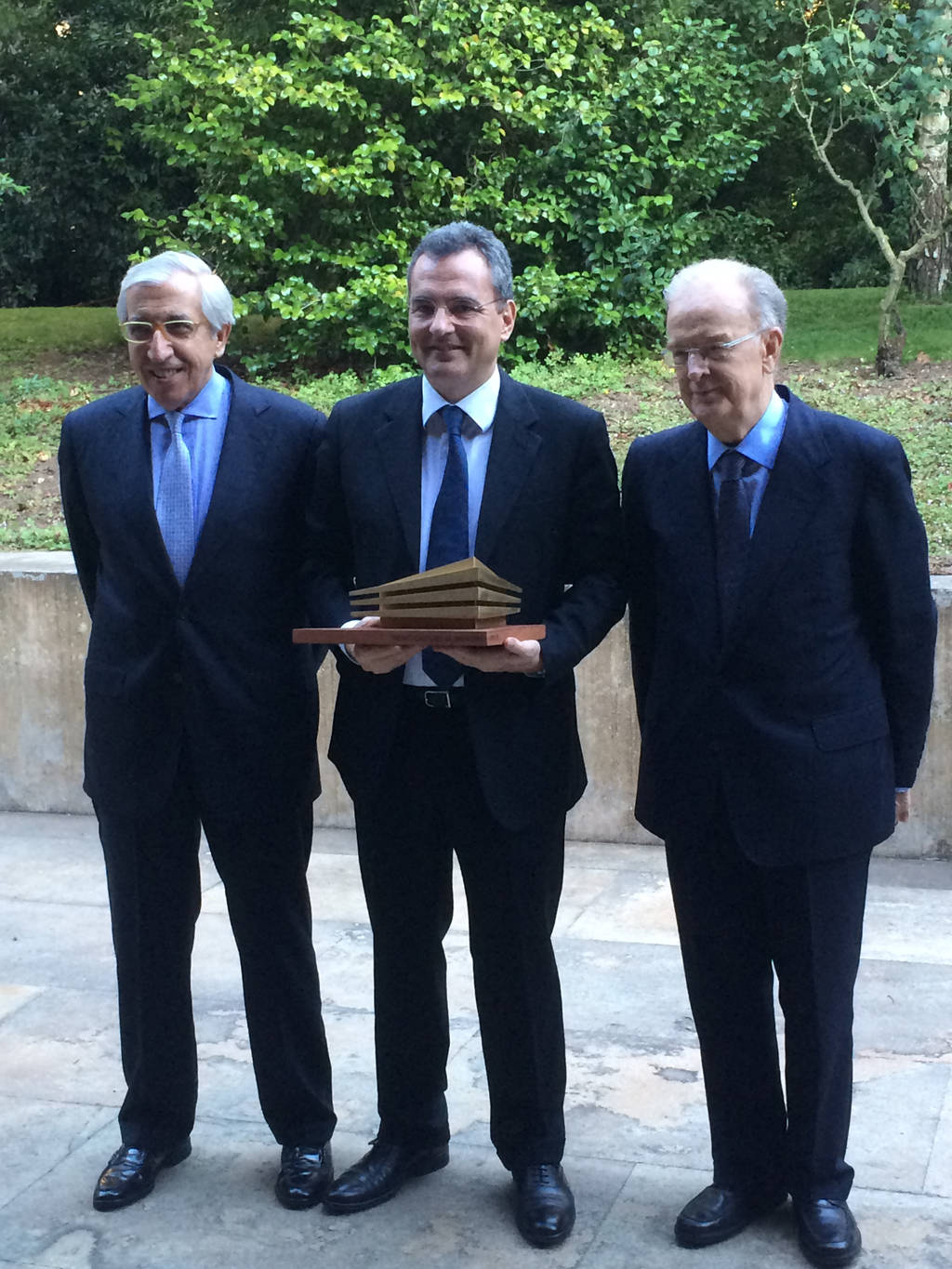 CONSEGNATO ALLA COMUNITA’ DI SANT’EGIDIO   IL PREMIO CALOUSTE GULBENKIAN