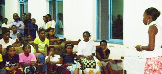 Tanzania - una delle conferenze sul Pranzo di Natale organizzate dalla Comunità di Sant'Egidio